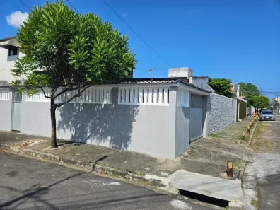 Casa com 3 Quartos à venda, 360m² no San Martin, Recife