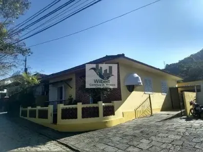 Casa com 3 Quartos para alugar, 86m² no Duarte Silveira, Petrópolis