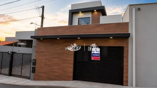 Casa com 3 Quartos à venda, 96m² no Califórnia, Londrina
