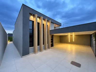 Casa com 3 Quartos à venda, 350m² no Taguatinga Norte, Brasília