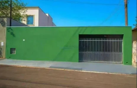 Casa com 2 Quartos para alugar, 80m² no Conjunto Café, Londrina