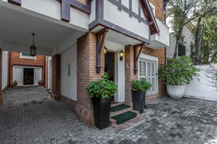 Casa com 3 Quartos à venda, 261m² no Jardim Paulistano, São Paulo