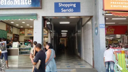 Sala Comercial para alugar, 32m² no Campo Grande, Rio de Janeiro