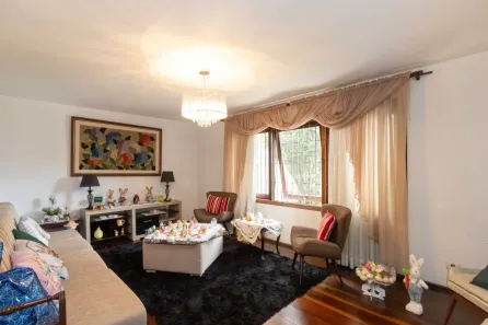 Casa com 3 Quartos à venda, 143m² no Uberaba, Curitiba