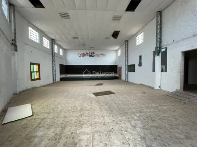 Casa com 5 Quartos para alugar, 367m² no Taquaral, Campinas