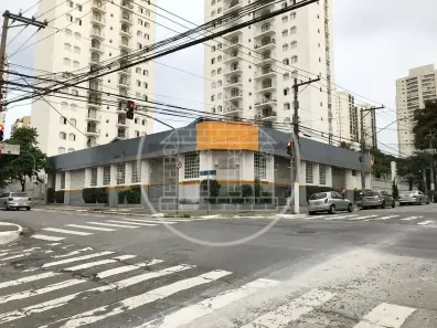 Prédio Comercial à venda, 840m² no Lapa, São Paulo