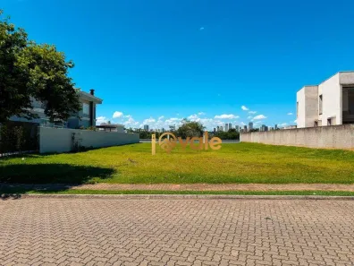 Lote/Terreno à venda, 1200m² no Condomínio Chácara Serimbura, São José dos Campos