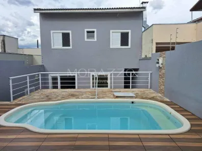 Sobrado com 3 Quartos à venda, 135m² no Loteamento Villa Branca, Jacareí