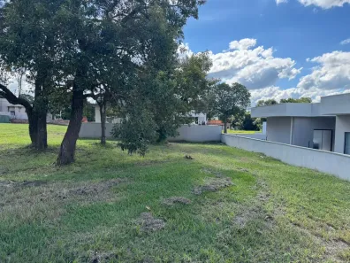 Lote/Terreno à venda, 430m² no Ninho Verde 2, Pardinho