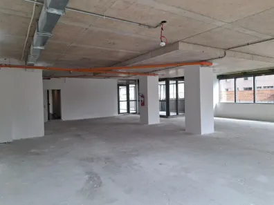 Ponto Comercial para alugar, 165m² no Pinheiros, São Paulo