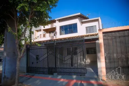 Casa com 3 Quartos à venda, 135m² no Conjunto Café, Londrina