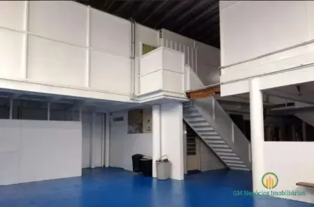 Galpão/Depósito/Armazém para alugar, 550m² no Jardim São Jorge (Raposo Tavares), São Paulo