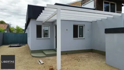 Casa com 2 Quartos à venda, 70m² no Belém Novo, Porto Alegre