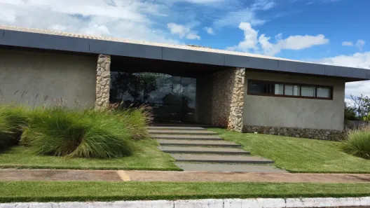 Fazenda/Sítio à venda, 2400m² no Setor Bela Vista, Goiânia