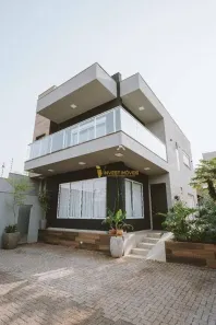 Casa com 3 Quartos à venda, 275m² no Residencial José Lázaro Gouvea, Londrina