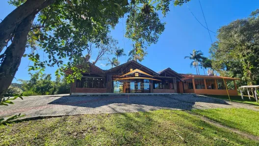 Fazenda/Sítio com 11 Quartos à venda, 850m² no Colônia Sesmaria, Morretes