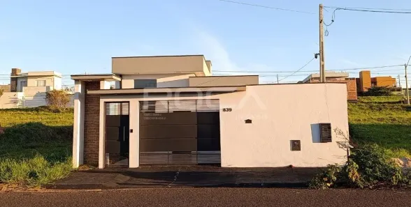 Casa com 2 Quartos para alugar, 110m² no Residencial Salto do Monjolinho, São Carlos