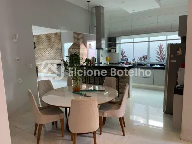 Casa de Condomínio com 3 Quartos para alugar, 300m² no Aclimação, Uberlândia