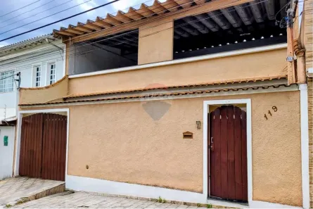 Casa com 3 Quartos à venda, 251m² no Campo Grande, Rio de Janeiro