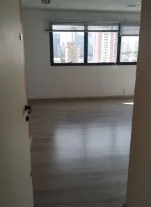 Sala Comercial para alugar, 35m² no Chácara Santo Antônio (Zona Sul), São Paulo