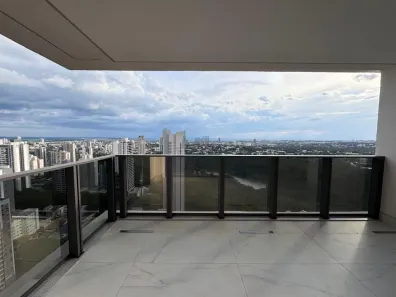 Apartamento com 3 Quartos à venda, 179m² no Zona 03, Maringá