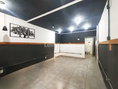 Ponto Comercial para alugar, 50m² no Centro Histórico, Porto Alegre