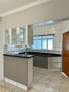 Casa com 4 Quartos à venda, 180m² no Jardim Simões, São José do Rio Preto