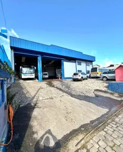 Galpão/Depósito/Armazém à venda, 418m² no Cruzeiro, Caxias do Sul
