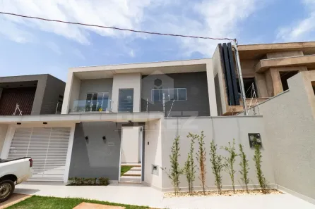 Sobrado com 3 Quartos à venda, 147m² no Bairro Seminário, Campo Grande
