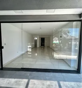 Ponto Comercial para alugar, 50m² no Parque Jaçatuba, Santo André