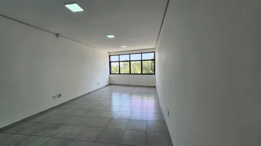 Ponto Comercial com 2 Quartos para alugar, 41m² no Vila Marieta, São Paulo