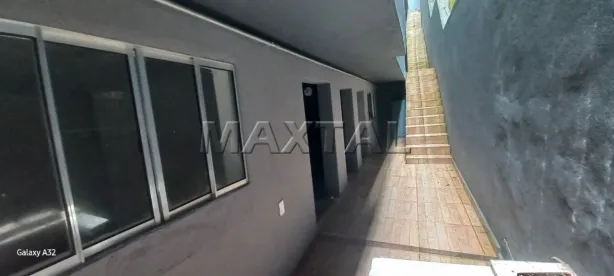 Casa com 1 Quarto para alugar, 28m² no Vila Irmãos Arnoni, São Paulo