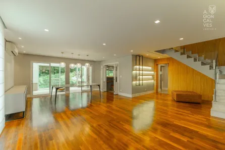 Casa de Condomínio com 4 Quartos para alugar, 383m² no Cidade Industrial, Curitiba