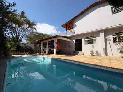 Casa com 4 Quartos para alugar, 187m² no Espírito Santo, Betim