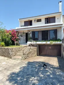 Casa com 4 Quartos à venda, 248m² no Patronato, Santa Maria