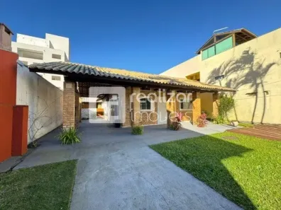 Casa com 3 Quartos para alugar, 125m² no Canasvieiras, Florianópolis