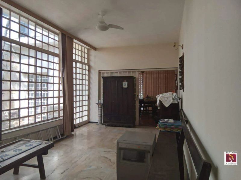 Casa com 3 quartos — Gutierrez, Belo Horizonte