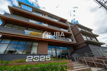 Apartamento com 3 Quartos à venda, 141m² no Hugo Lange, Curitiba