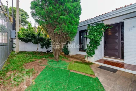 Casa com 4 Quartos à venda, 201m² no Medianeira, Porto Alegre