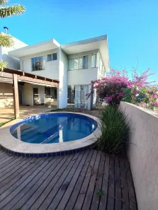 Casa de Condomínio com 4 Quartos à venda, 280m² no Glória, Macaé