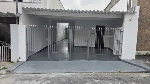 Casa com 1 Quarto para alugar, 100m² no Vila Floresta, Santo André