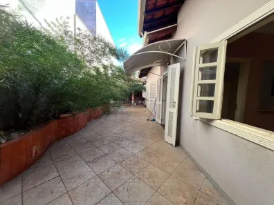 Sala Comercial com 3 Quartos para alugar, 211m² no Olinda, Uberaba