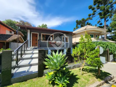 Casa de Condomínio com 4 Quartos à venda, 300m² no Posse, Teresópolis