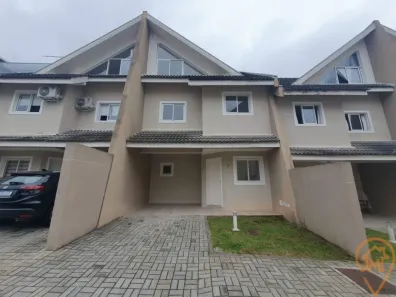 Sobrado com 3 Quartos para alugar, 134m² no Uberaba, Curitiba