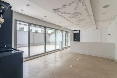 Sala Comercial à venda, 83m² no Moinhos de Vento, Porto Alegre
