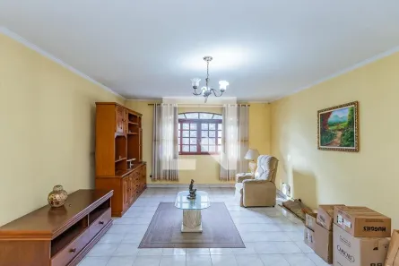 Casa com 3 Quartos à venda, 225m² no Jardim Vivan, São Paulo