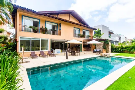 Casa de Condomínio com 9 Quartos à venda, 696m² no Tabatinga, Caraguatatuba