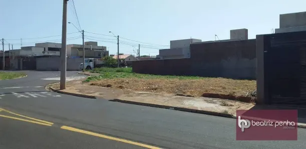 Lote/Terreno à venda, 209m² no Parque Residencial Universo, São José do Rio Preto