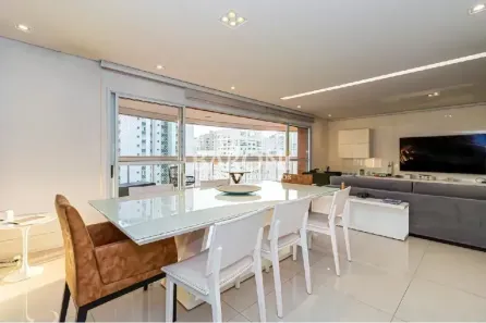 Apartamento com 3 Quartos à venda, 210m² no Moema, São Paulo