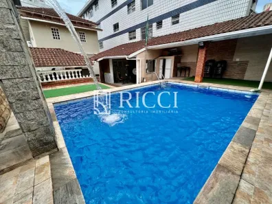 Sobrado com 3 Quartos à venda, 390m² no Encruzilhada, Santos